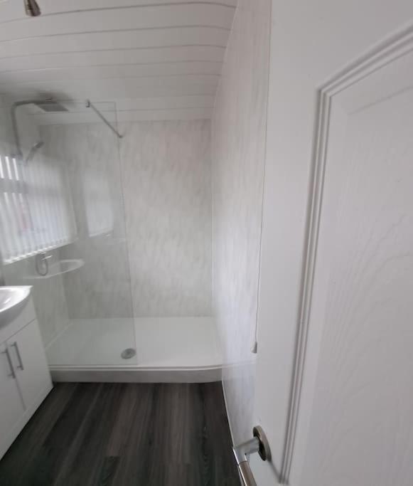 Dowlais 1 Bed Apart מראה חיצוני תמונה
